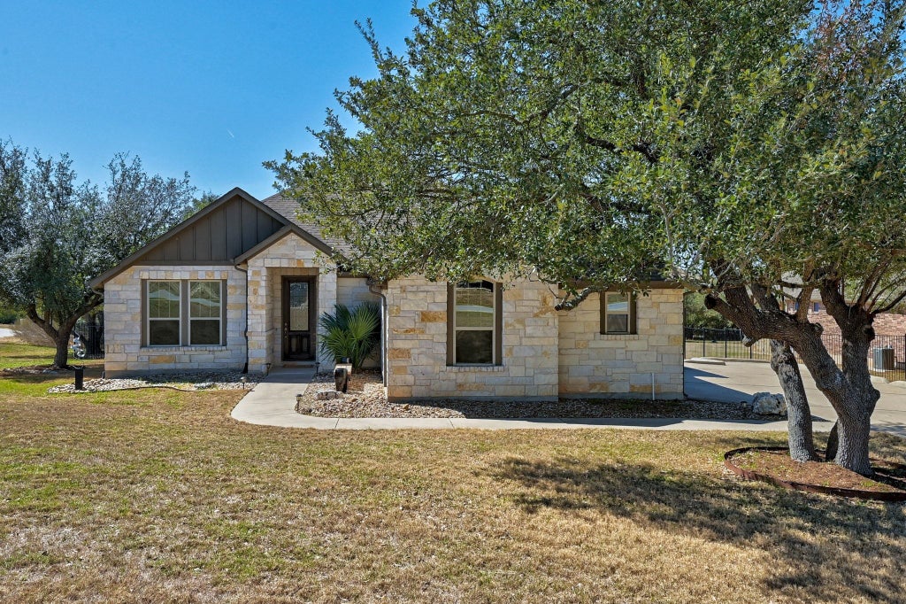 960 Blue Ridge Drive, Dripping Springs