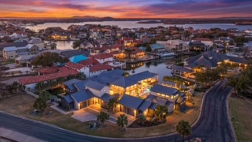 Photo of Listing #9994372