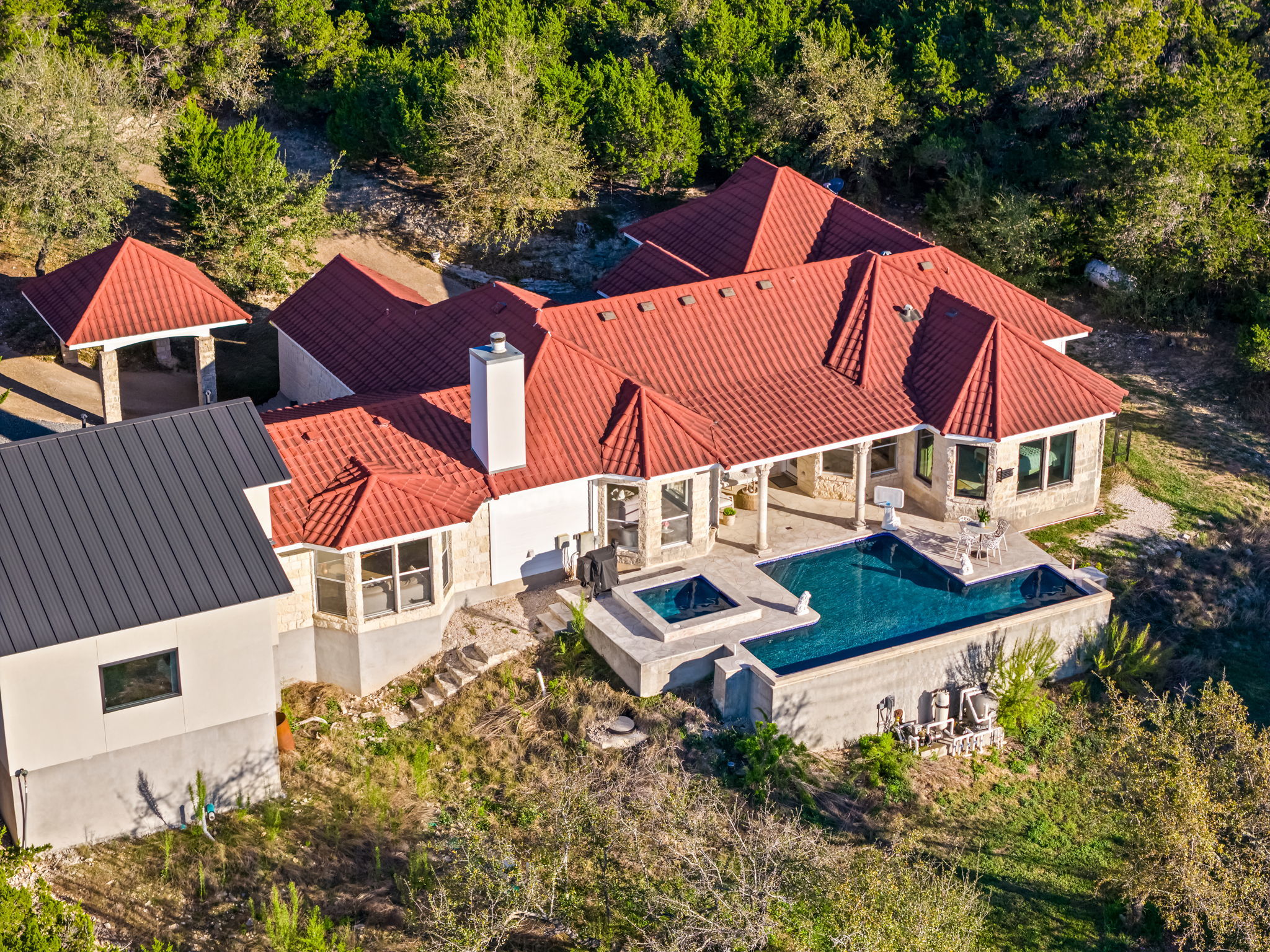 Photo of Listing #4669721