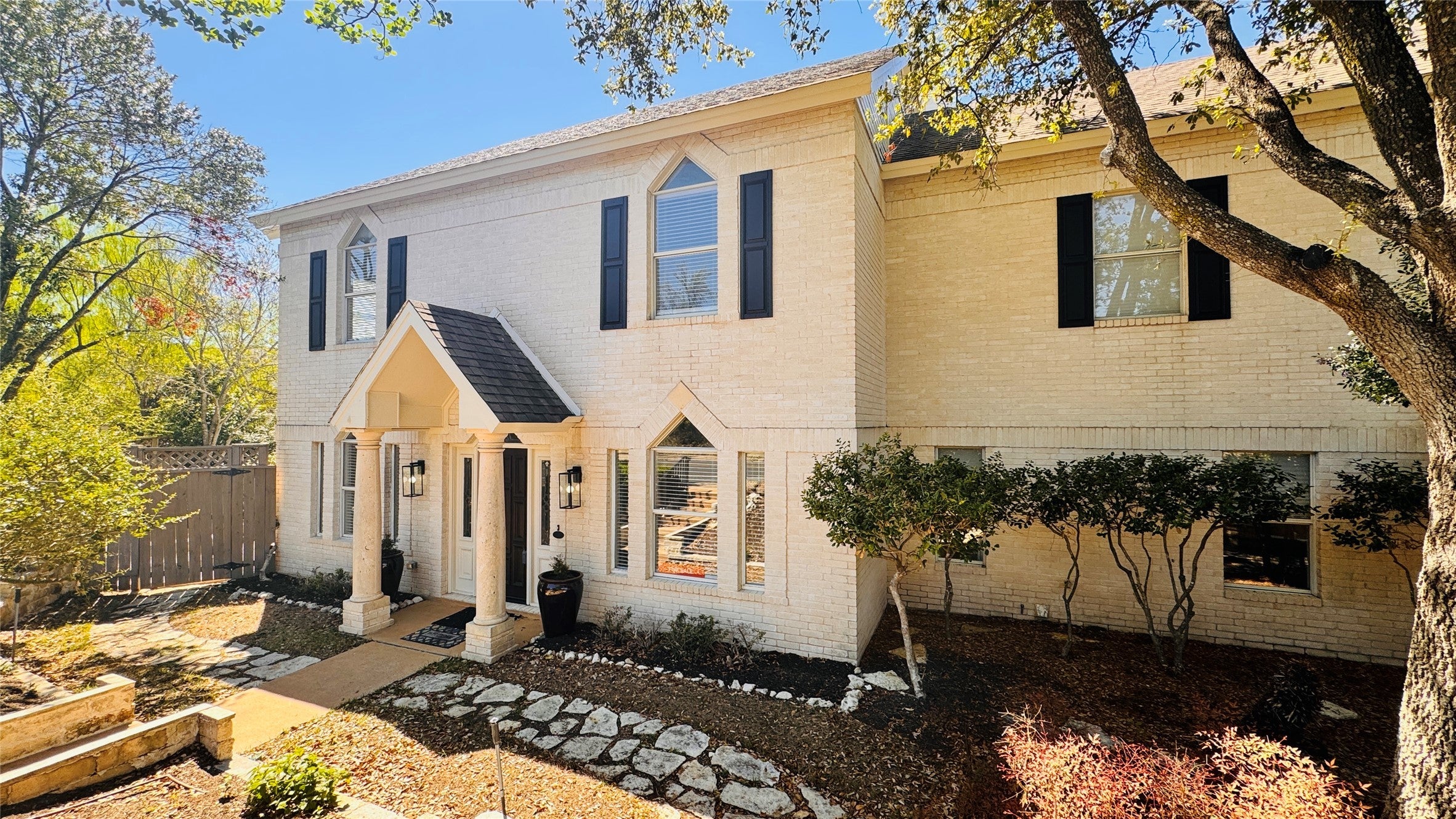 Photo of Listing #6440217