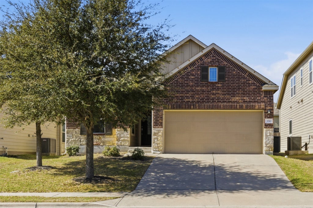 124 Golden Eagle Lane, Leander