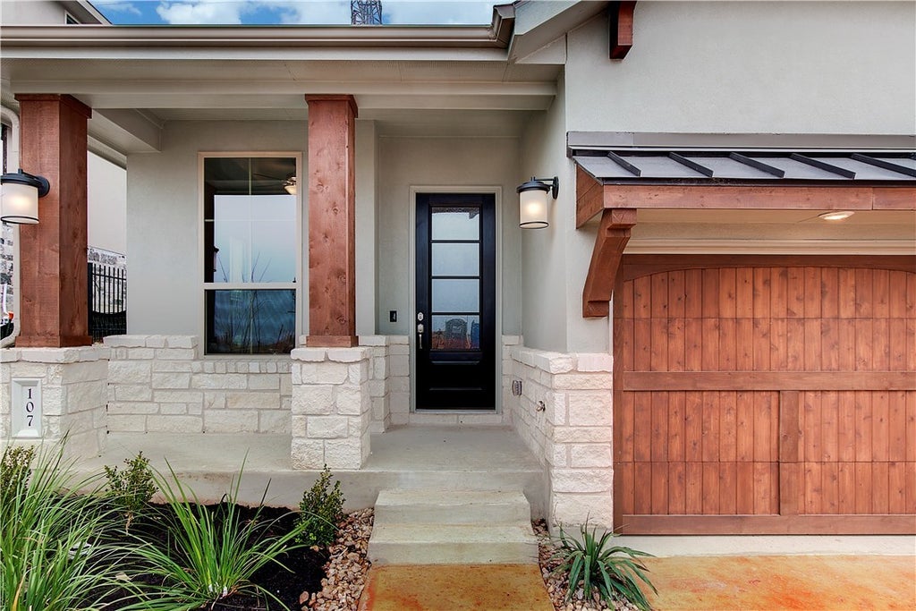 107 Cartwheel Bend, Austin