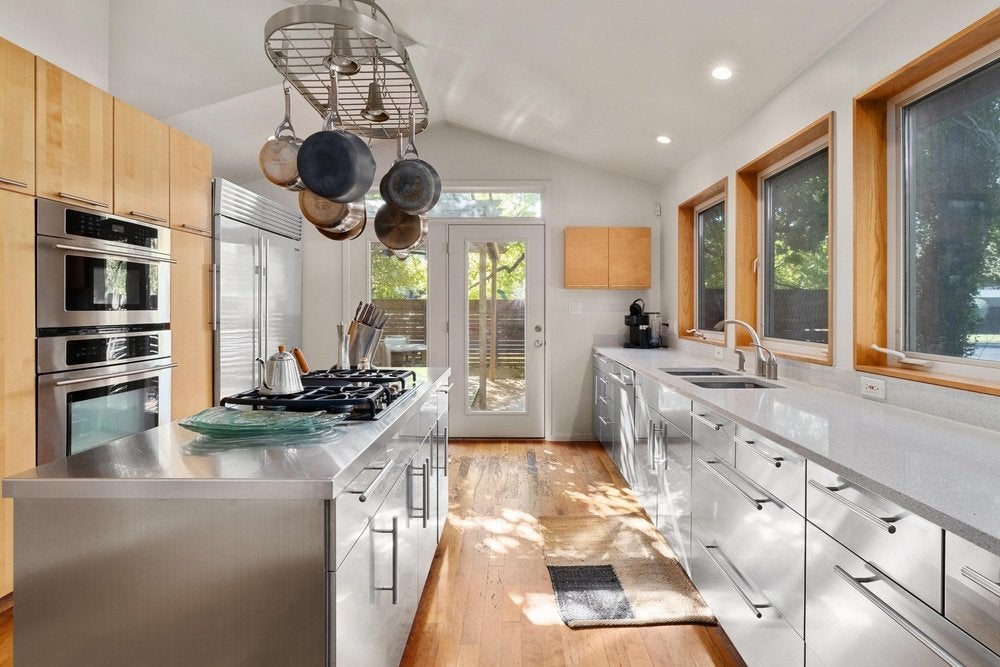 Photo of Listing #2514503