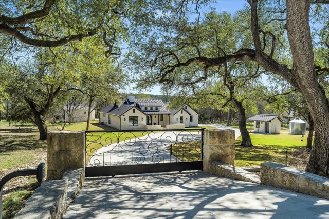 312 Rancho Grande Drive, Wimberley