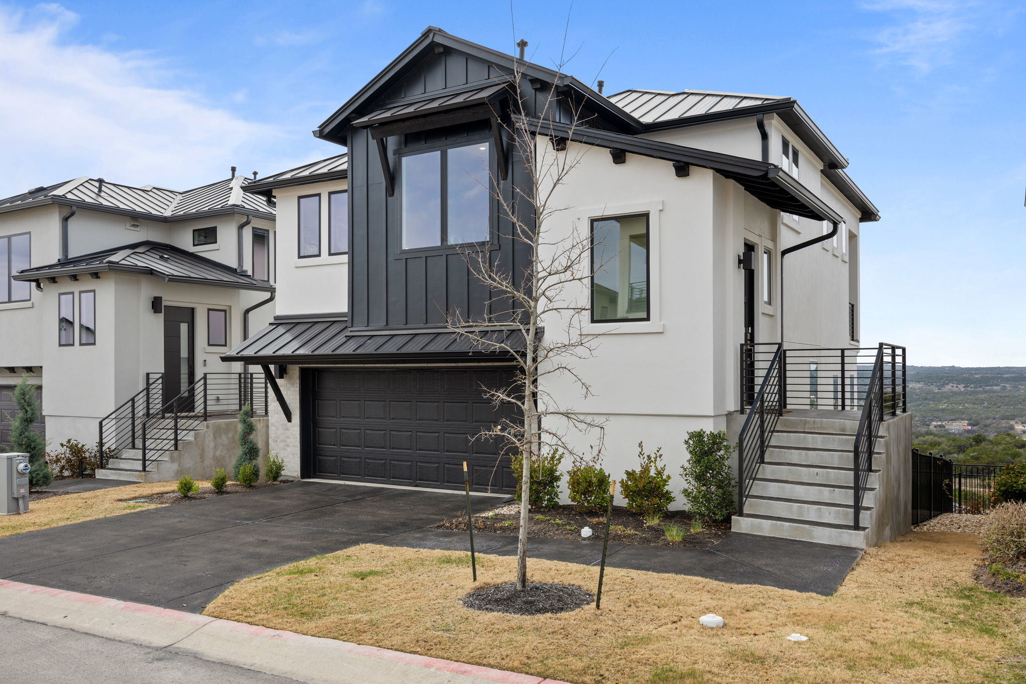 Photo of Listing #5945762