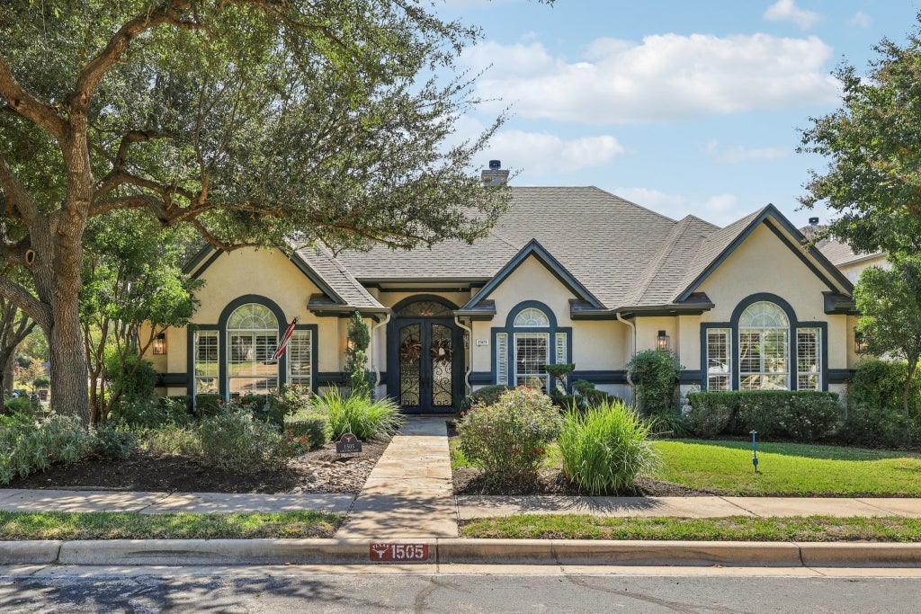 1505 Lake Forest Cove, Round Rock