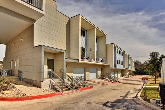 604 N Bluff Drive 101, Austin