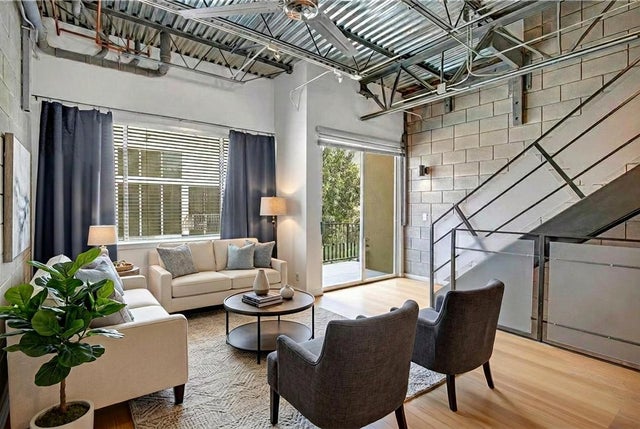 4801 S Congress Avenue B2, Austin