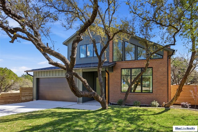 18305 Lake Oaks Drive, Jonestown