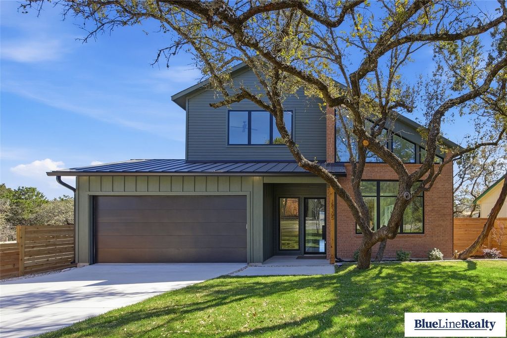18305 Lake Oaks Drive, Jonestown