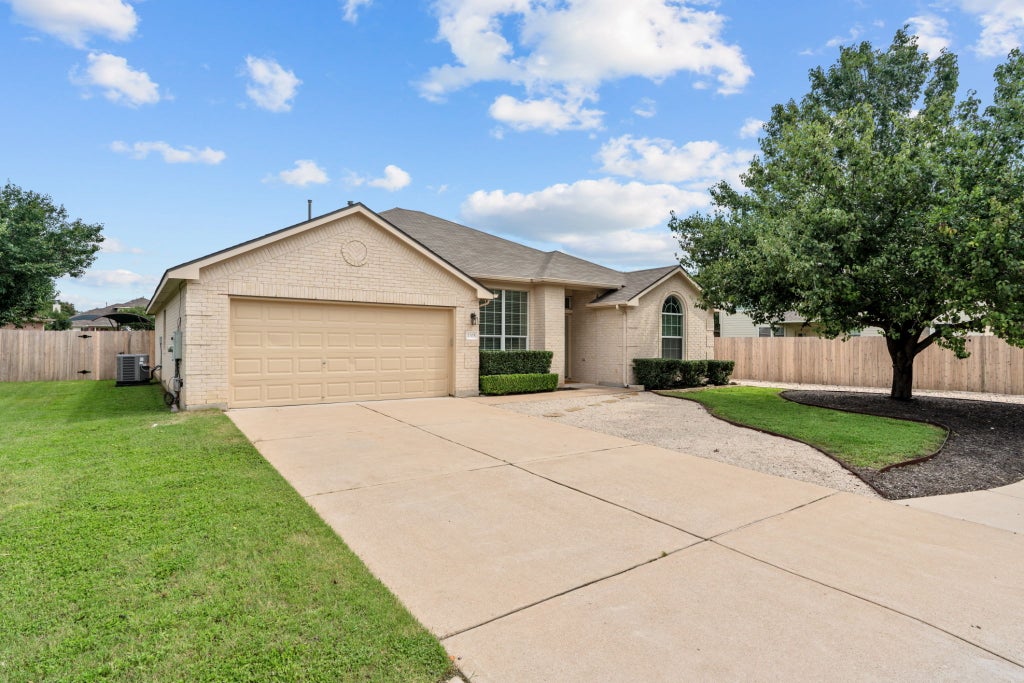 1303 Yountville Drive, Leander