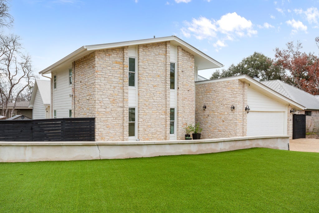 1813 Crooked Lane, Austin