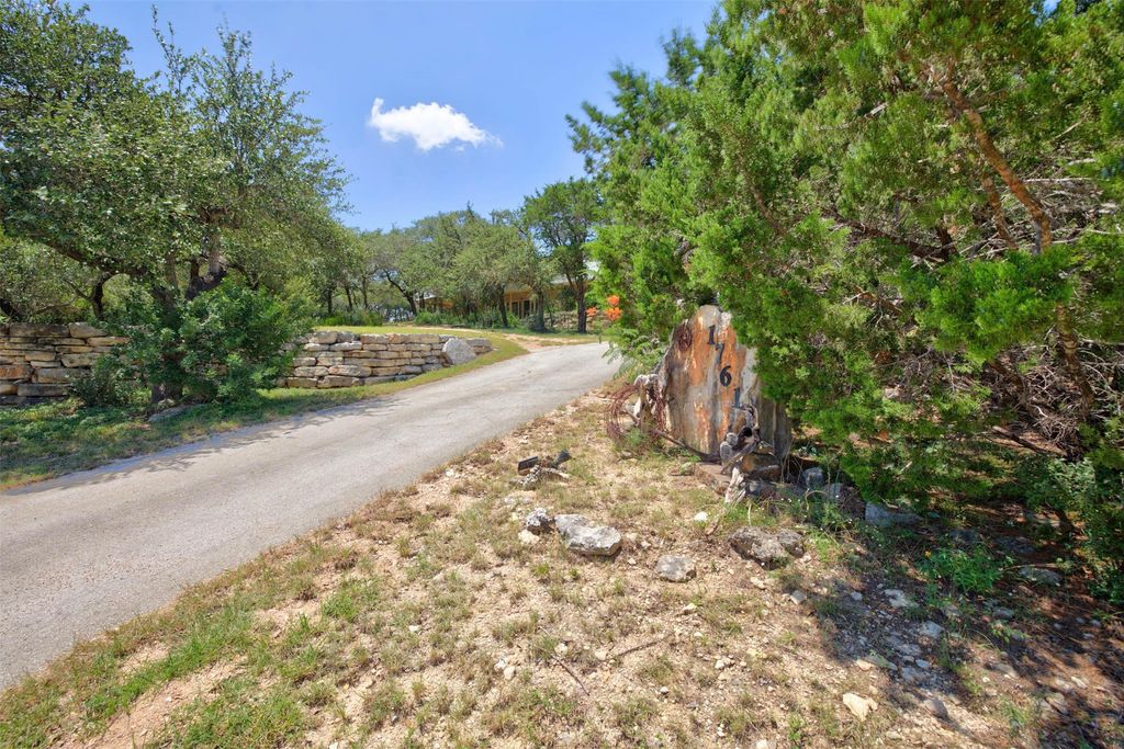 1761 Cottonwood Road, Fischer