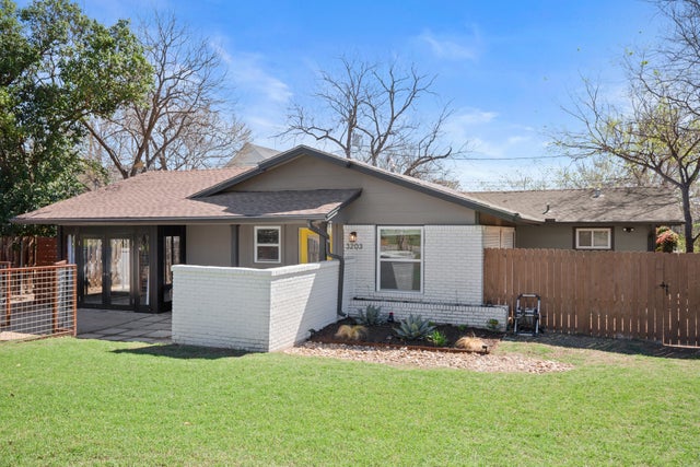 3203 South Oak Drive, Austin