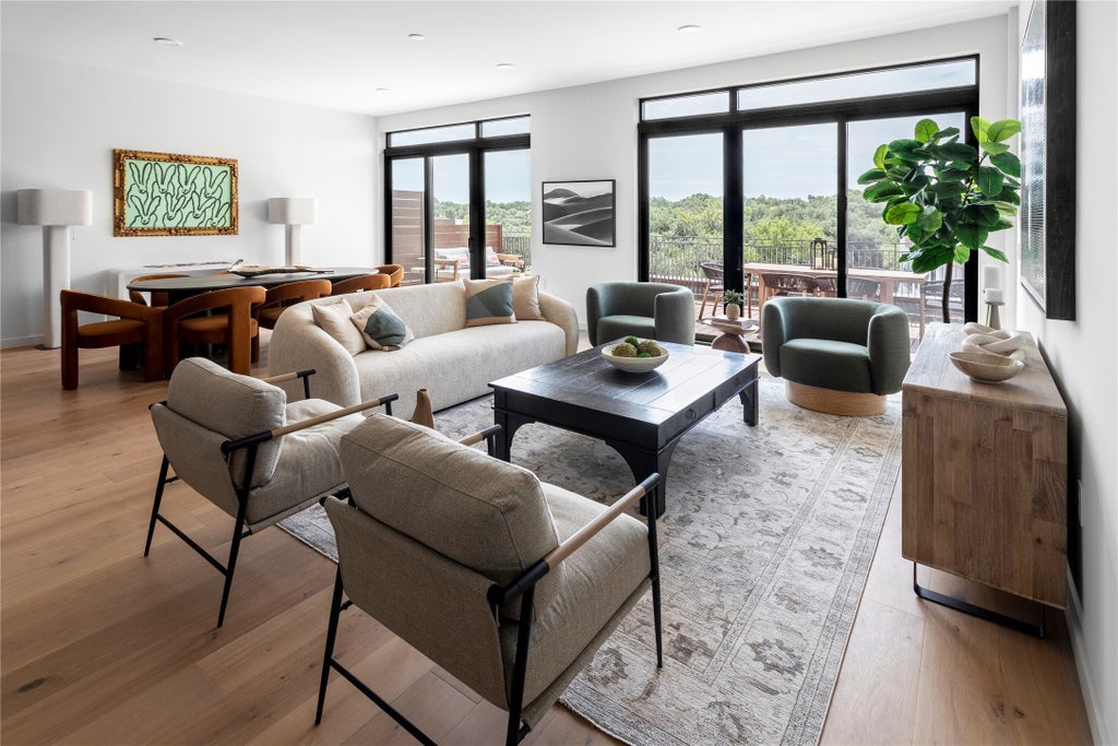 2209 S 1st. Street 408, Austin