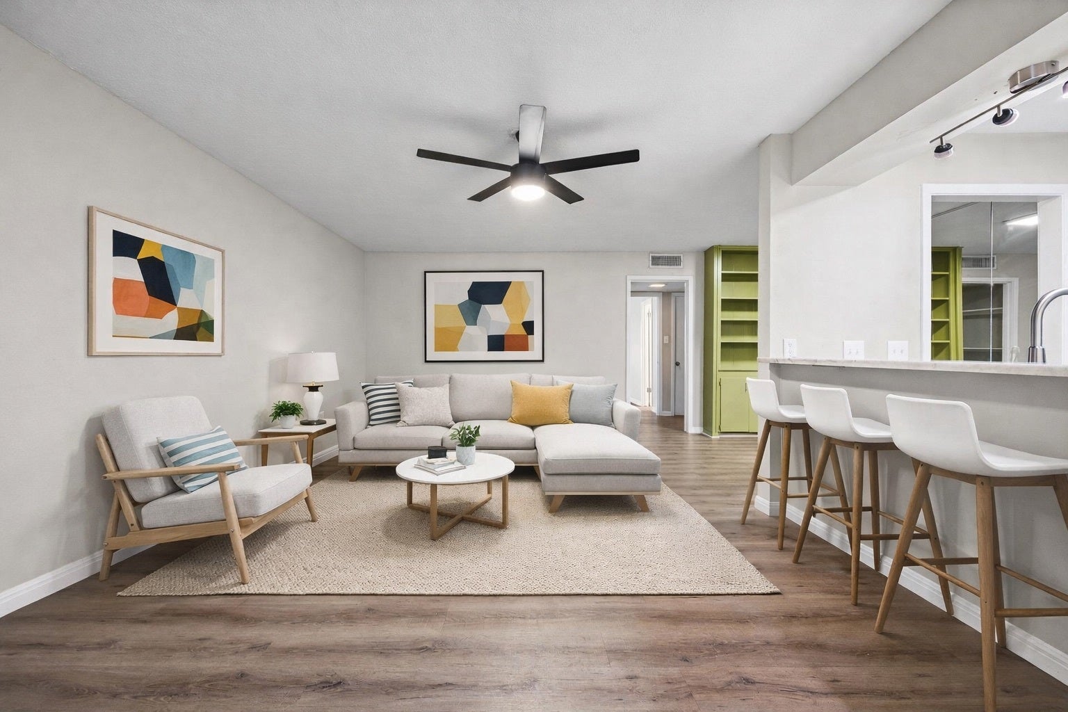 Photo of Listing #6130061