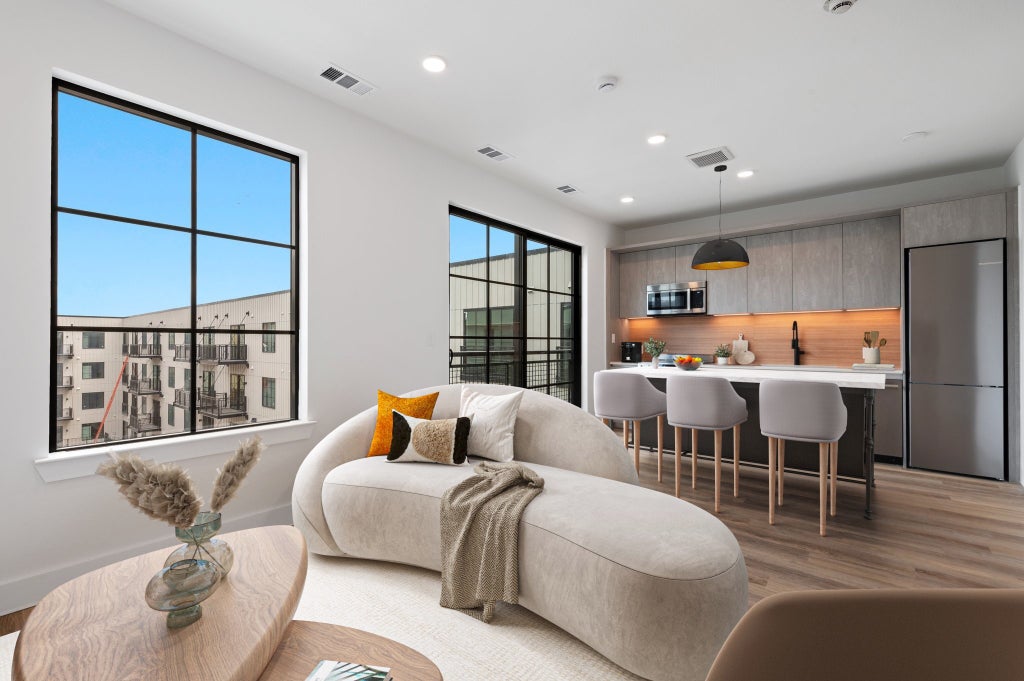 4315 S Congress Avenue 224, Austin