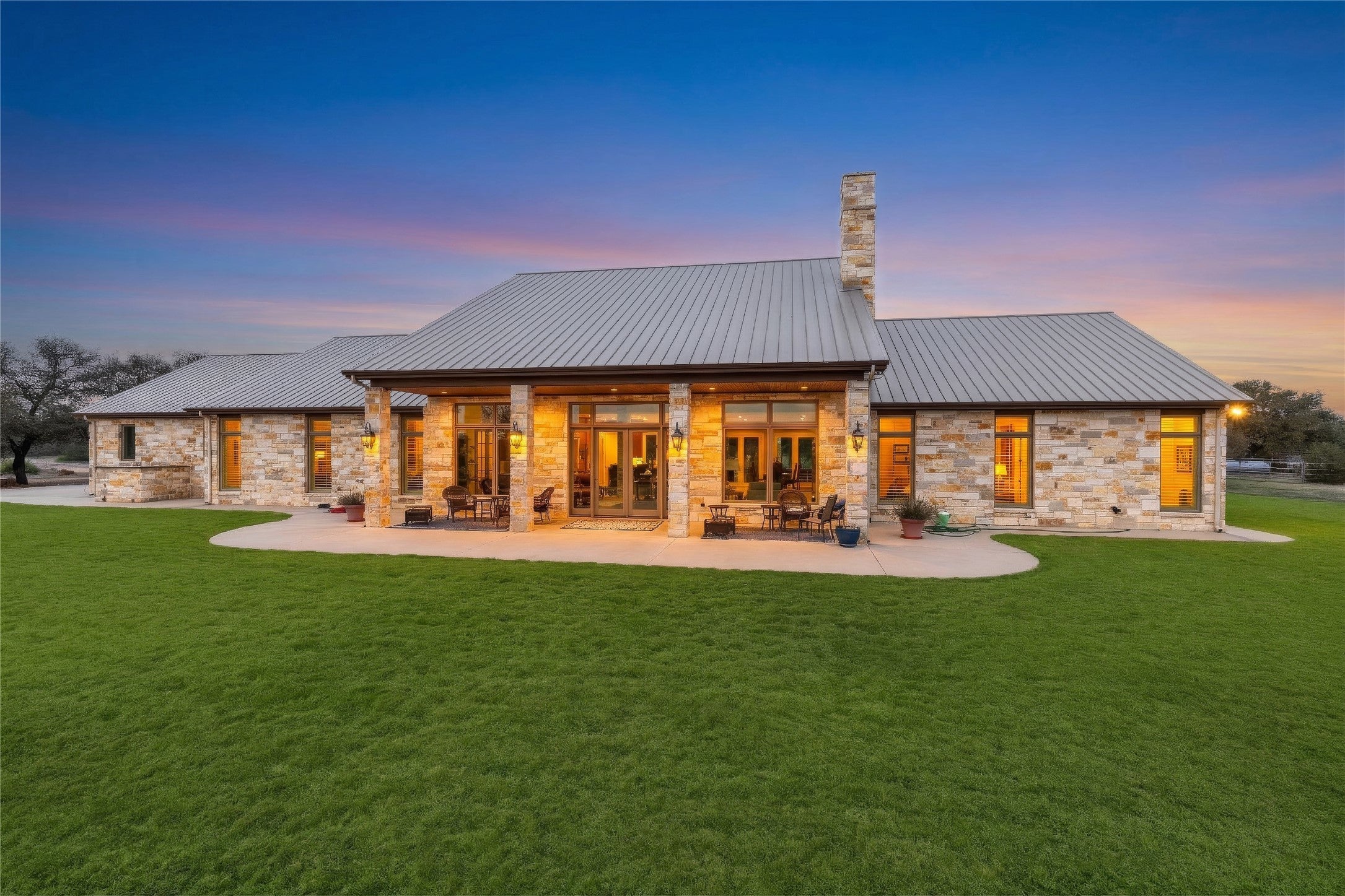 Photo of Listing #9106159