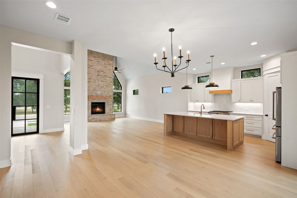 454 Heidi Circle, Salado