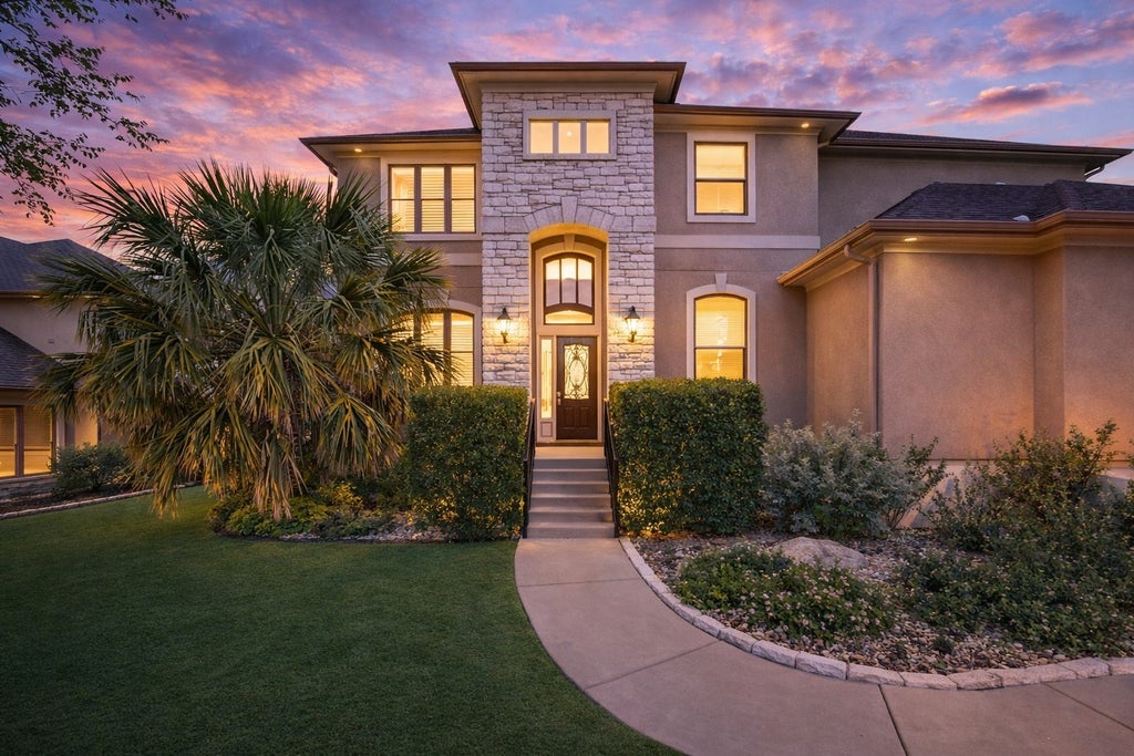 2300 Lakehurst Road, Spicewood