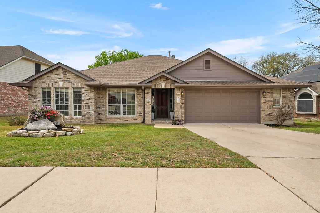 2203 Four Hills Court, Pflugerville