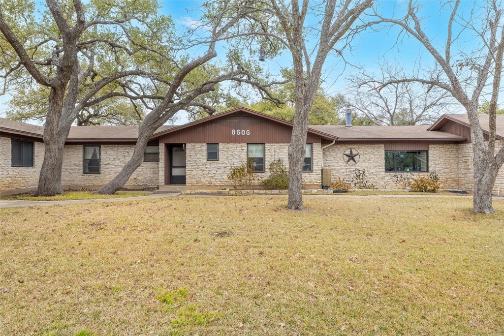 8606 Thunderbird Road Road A & B, Austin