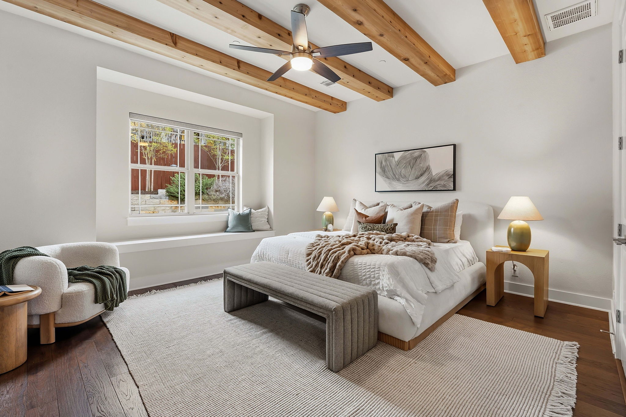 Photo of Listing #8037811