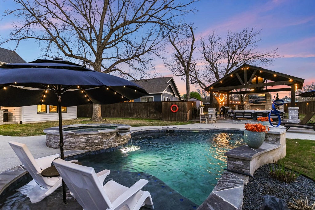 105 Retreat Place, Georgetown