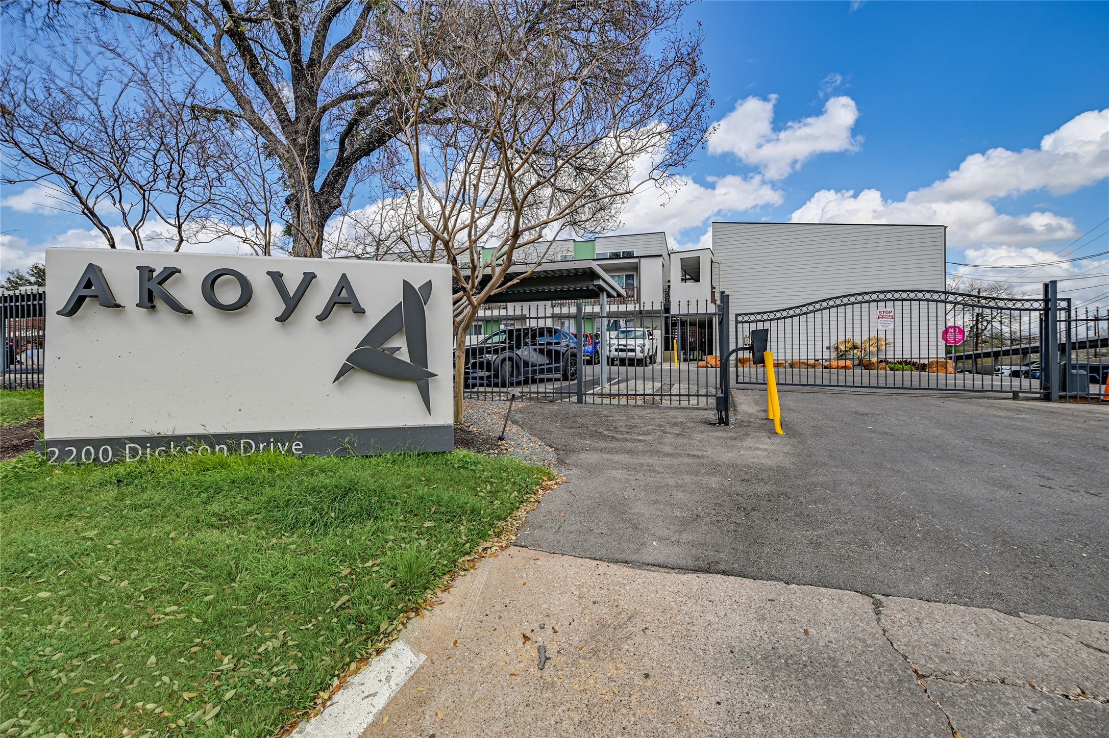 Photo of Listing #1958890