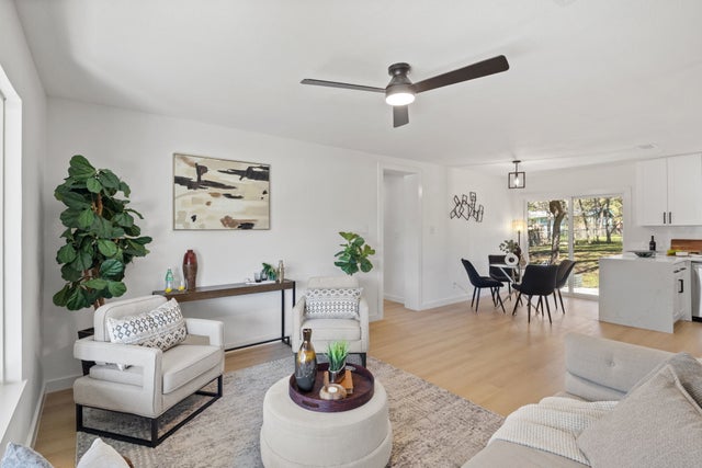 12007 N Oaks Drive, Austin