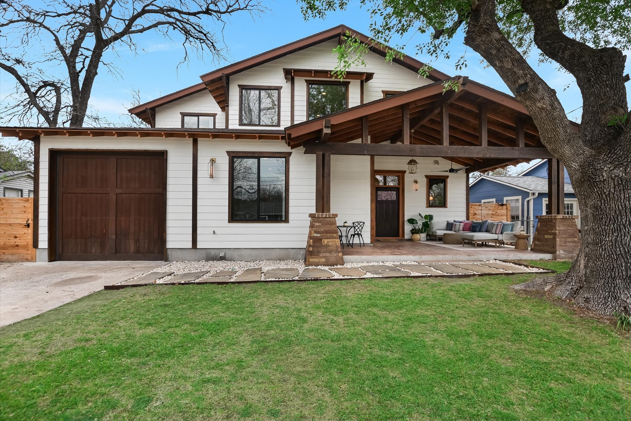 Photo of Listing #1376425