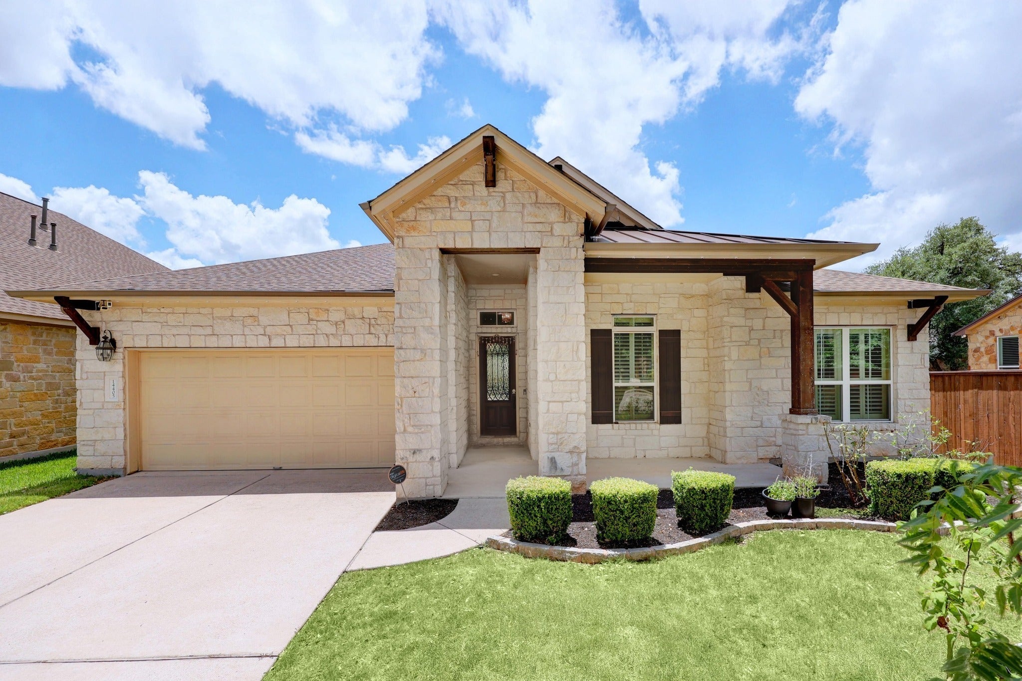 Photo of Listing #9608799