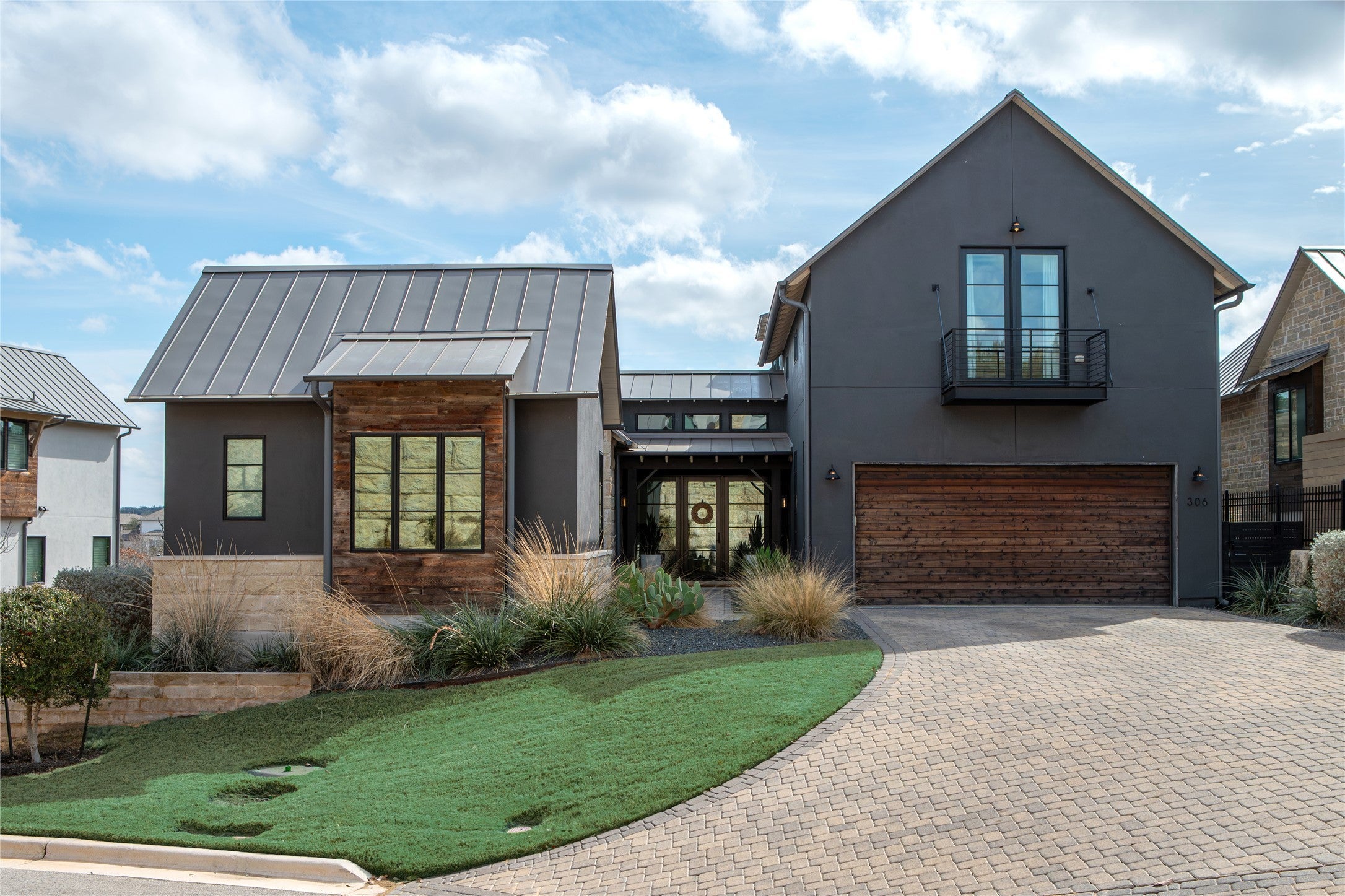 Photo of Listing #9139447