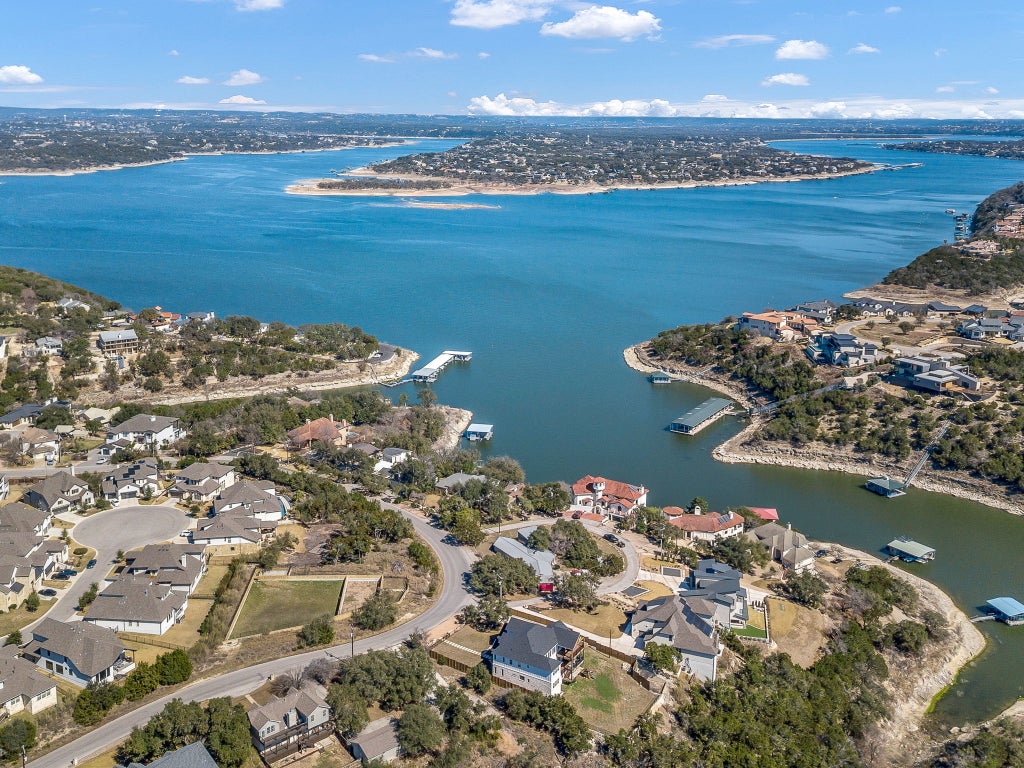 3016 Tradewind Drive, Spicewood