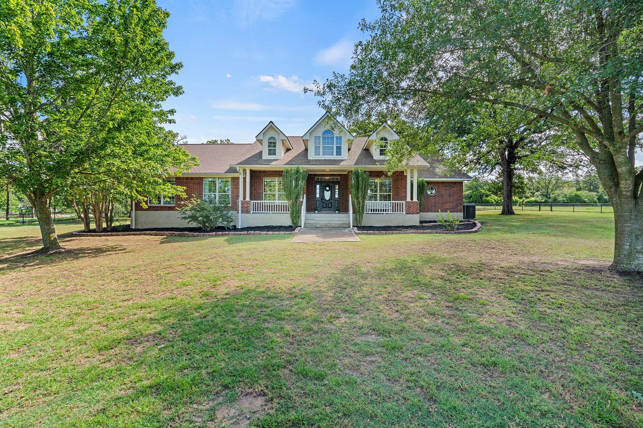 Photo of Listing #5048516