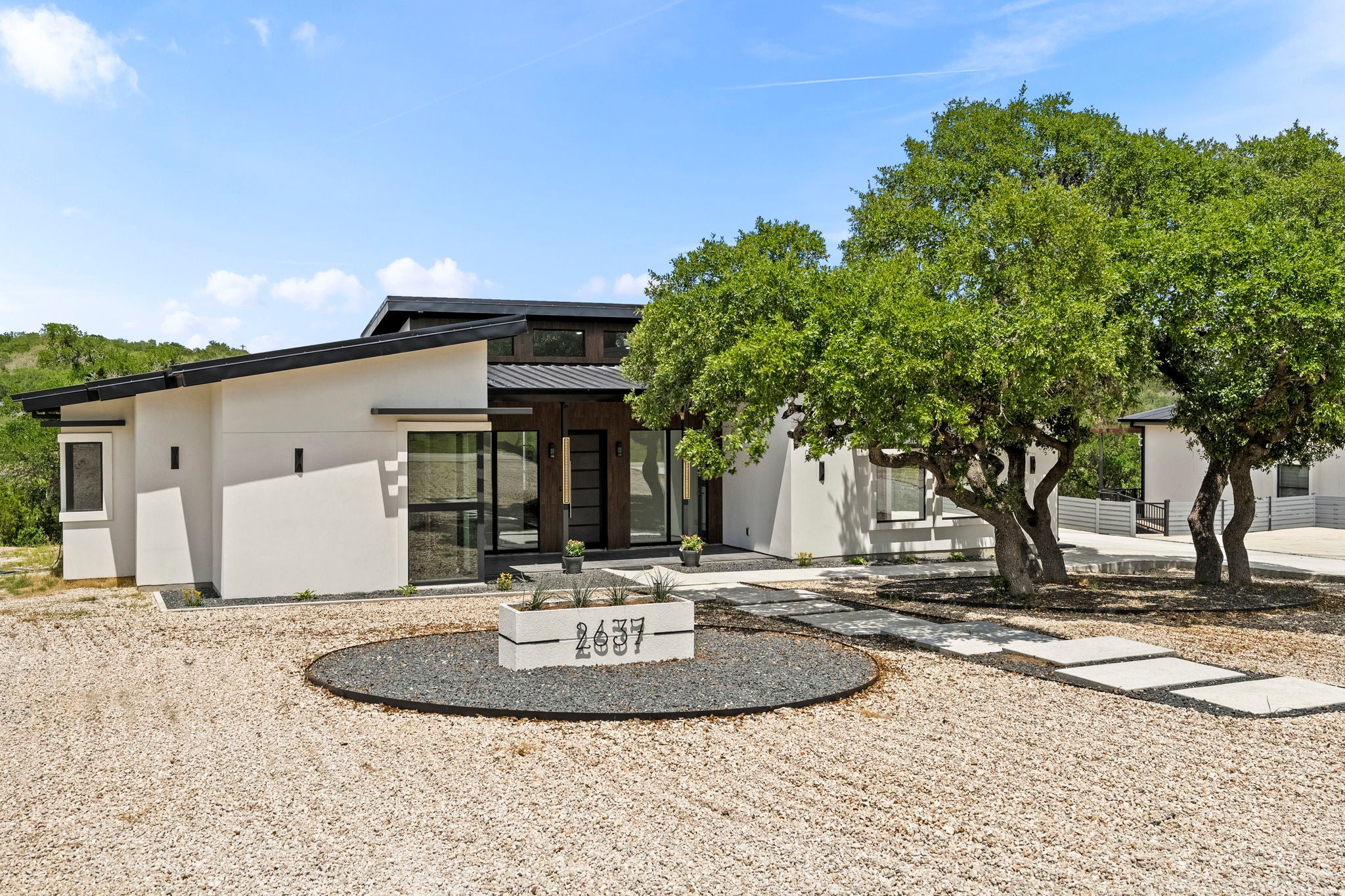 Photo of Listing #1315287