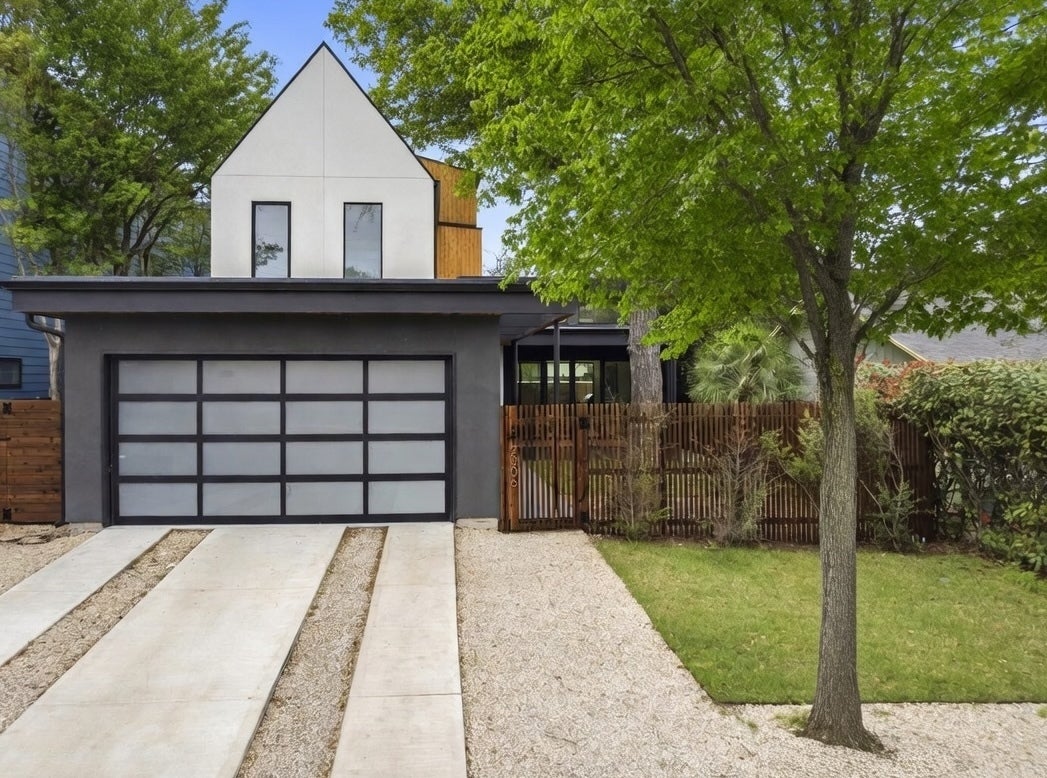 Photo of Listing #4187368