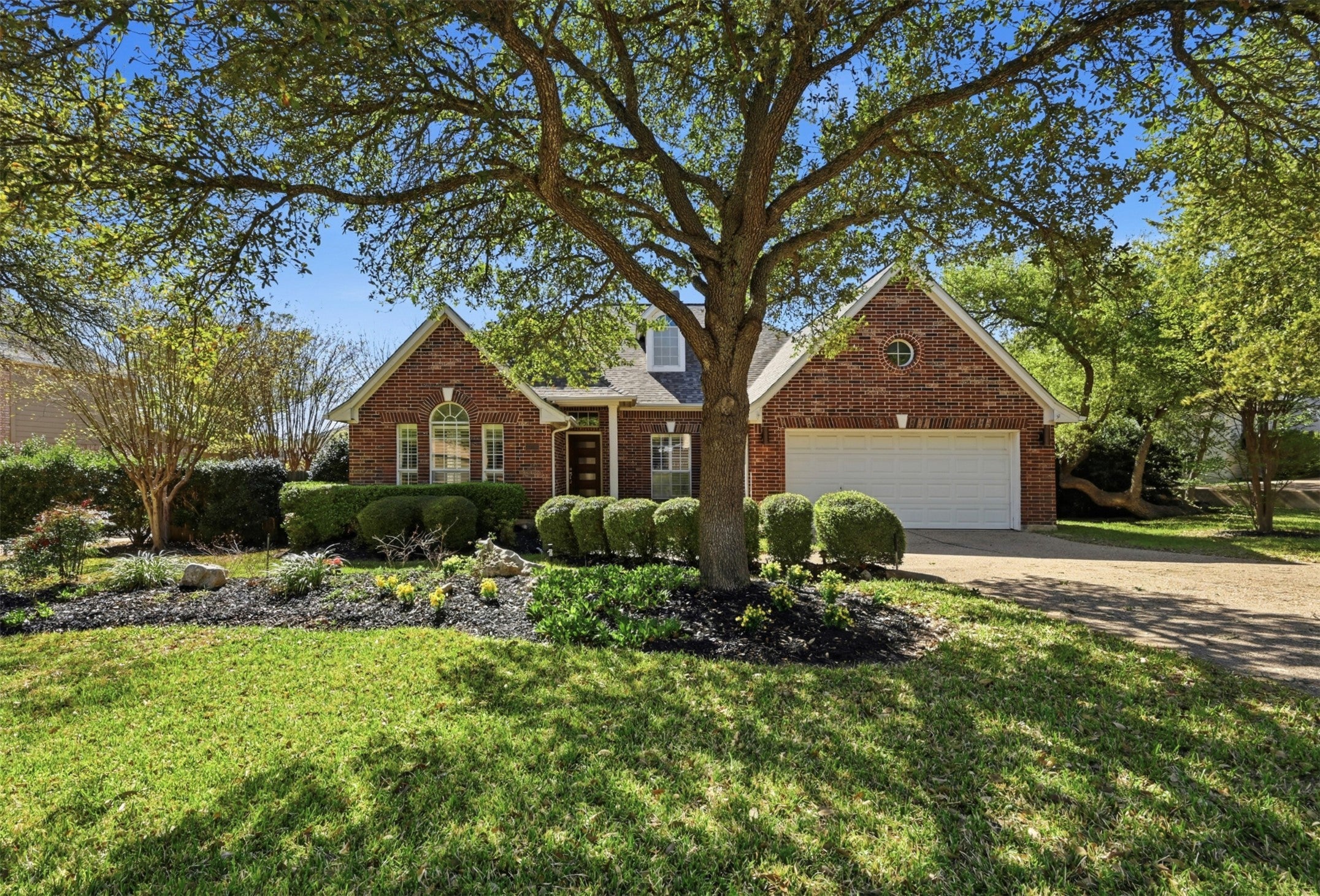 Photo of Listing #6305582