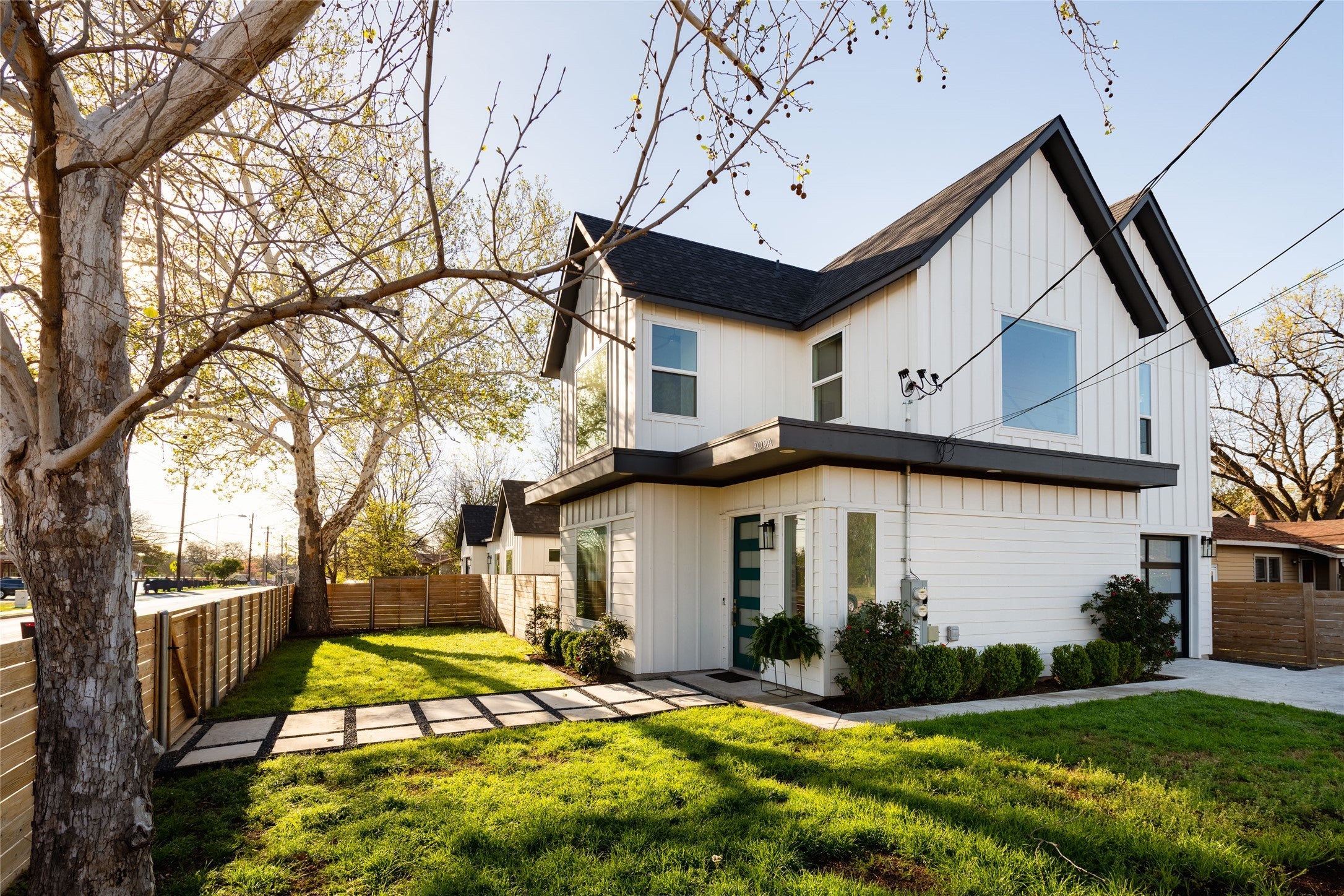 Photo of Listing #4464134