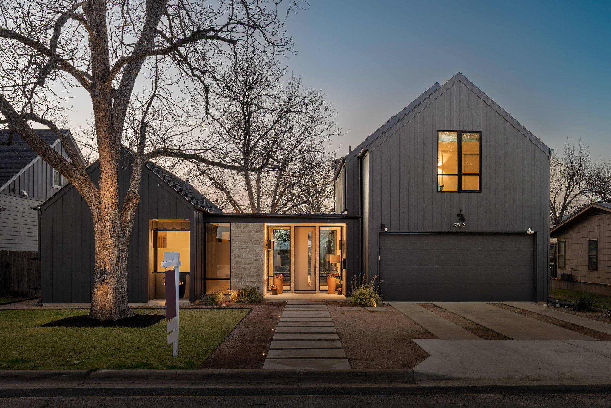 Photo of Listing #9972032