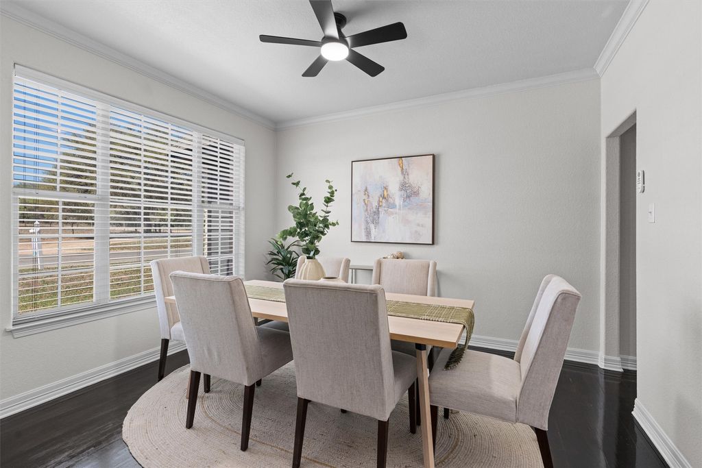 312 Country Club Drive, La Grange