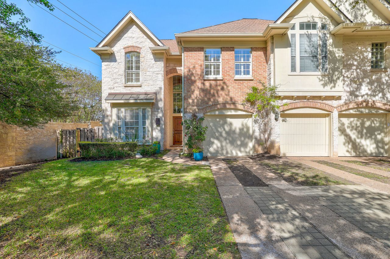 Photo of Listing #3006370