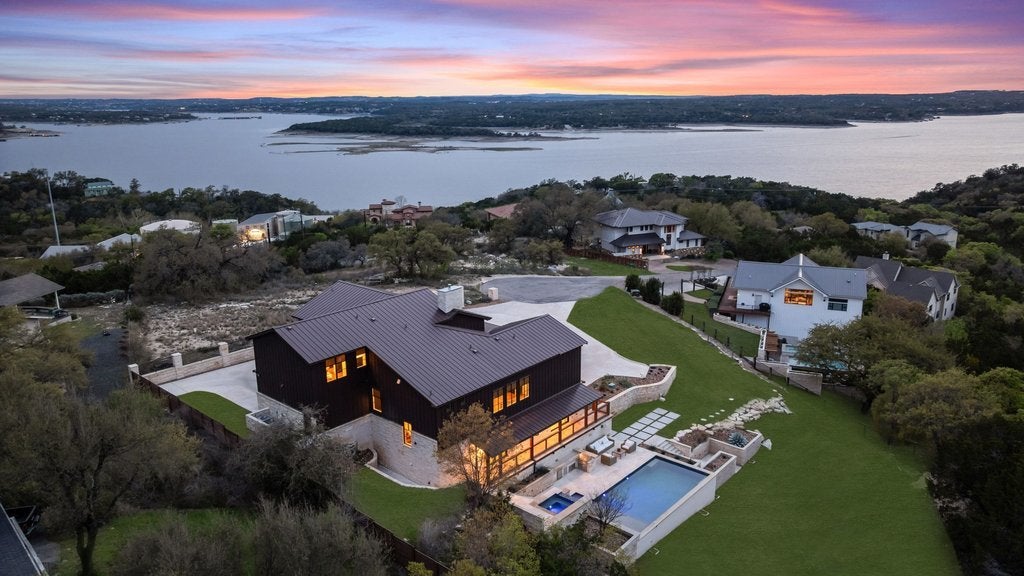 Photo of Listing #7557836