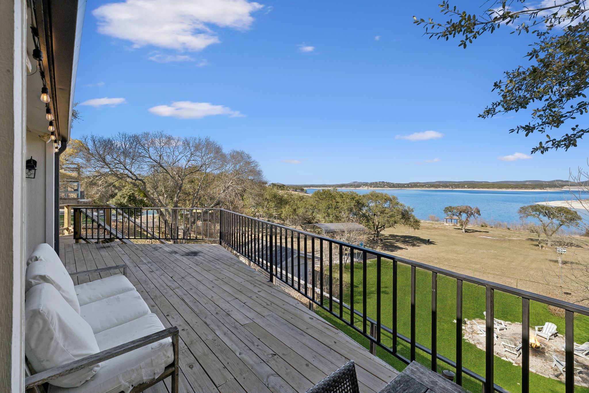 Photo of Listing #2566575