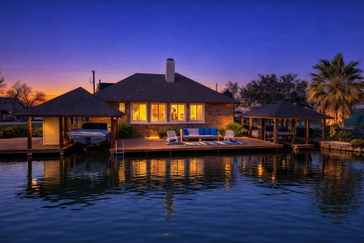 Photo of Listing #3698980