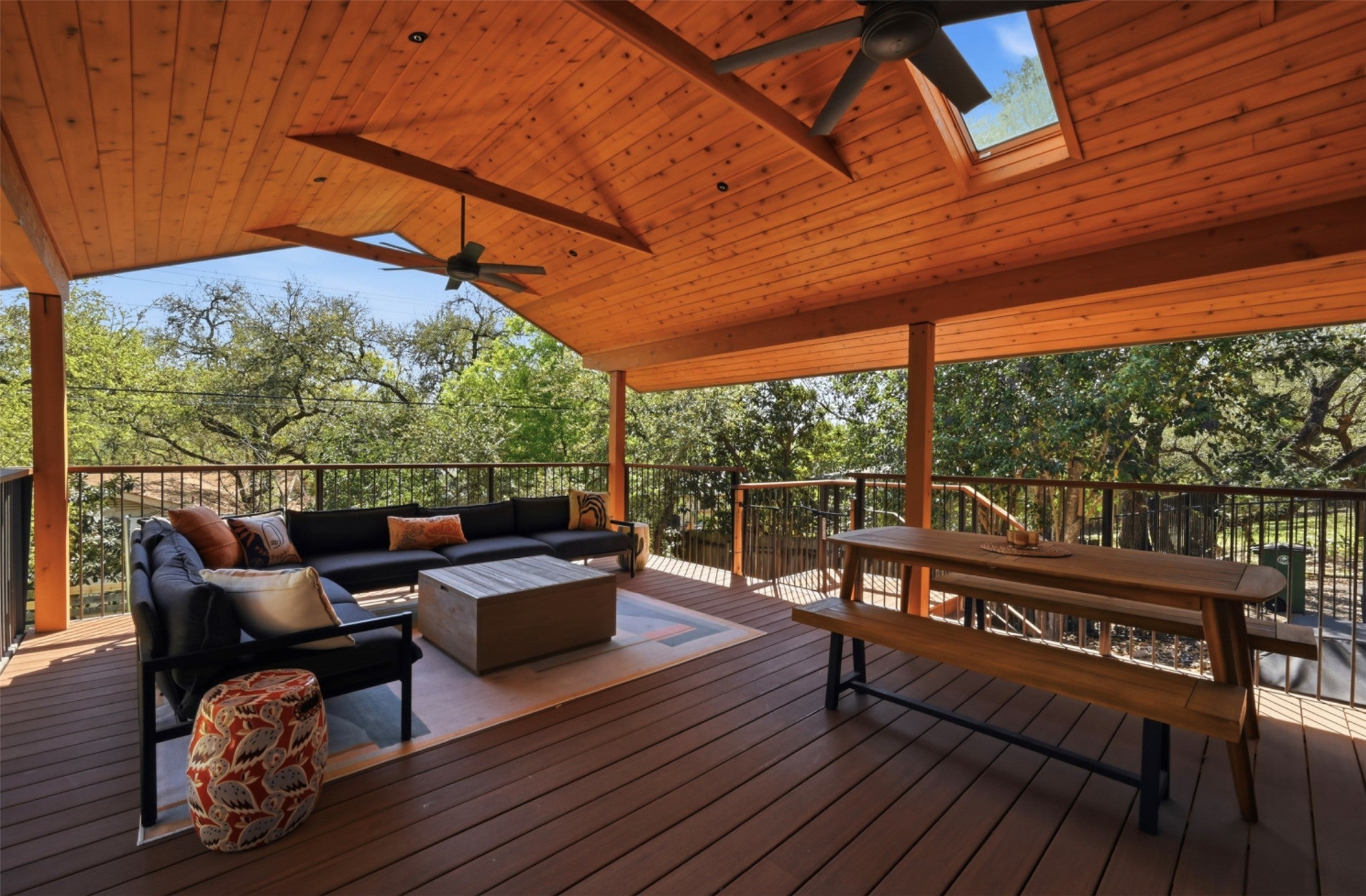 Photo of Listing #3921792