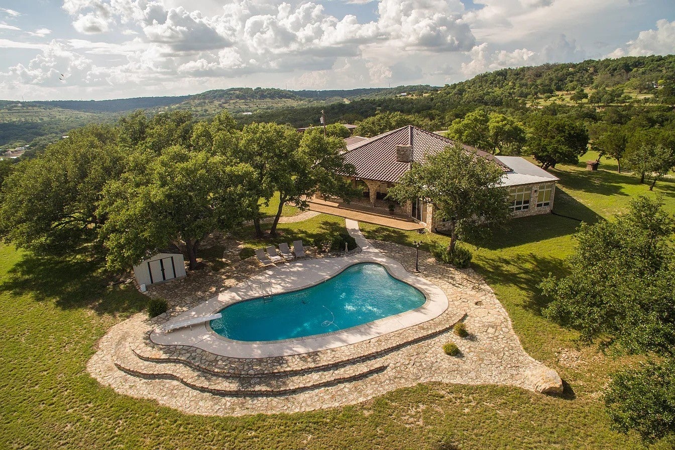 Photo of Listing #6393683