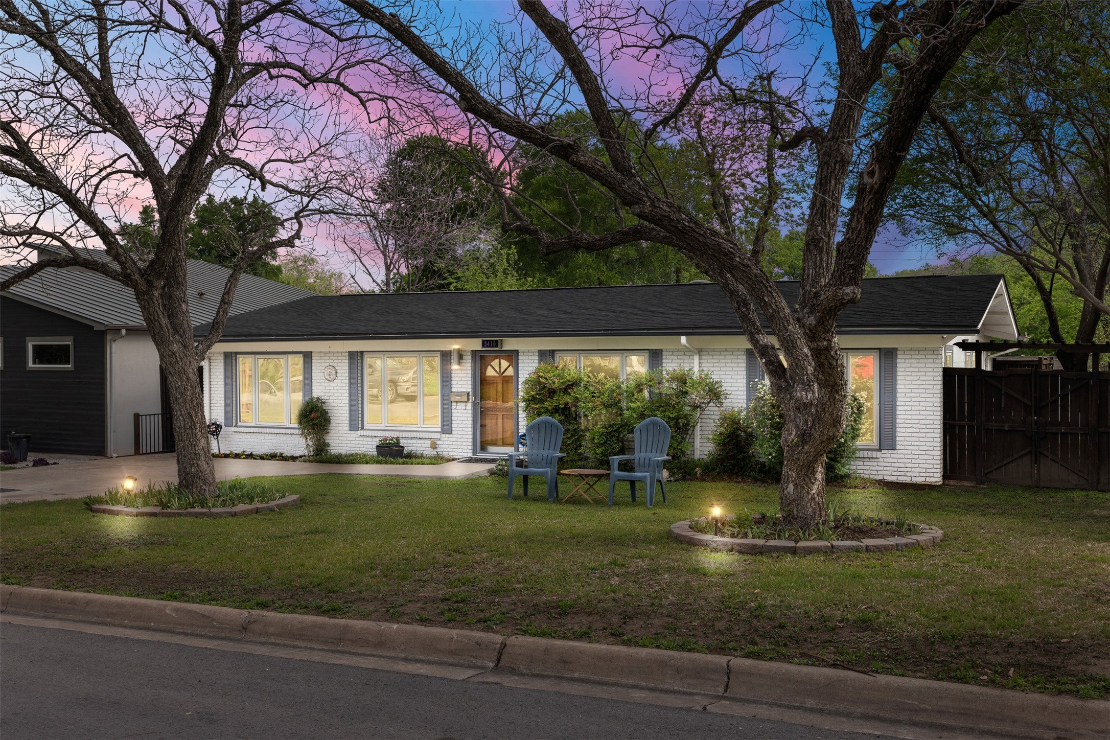 Photo of Listing #8460799