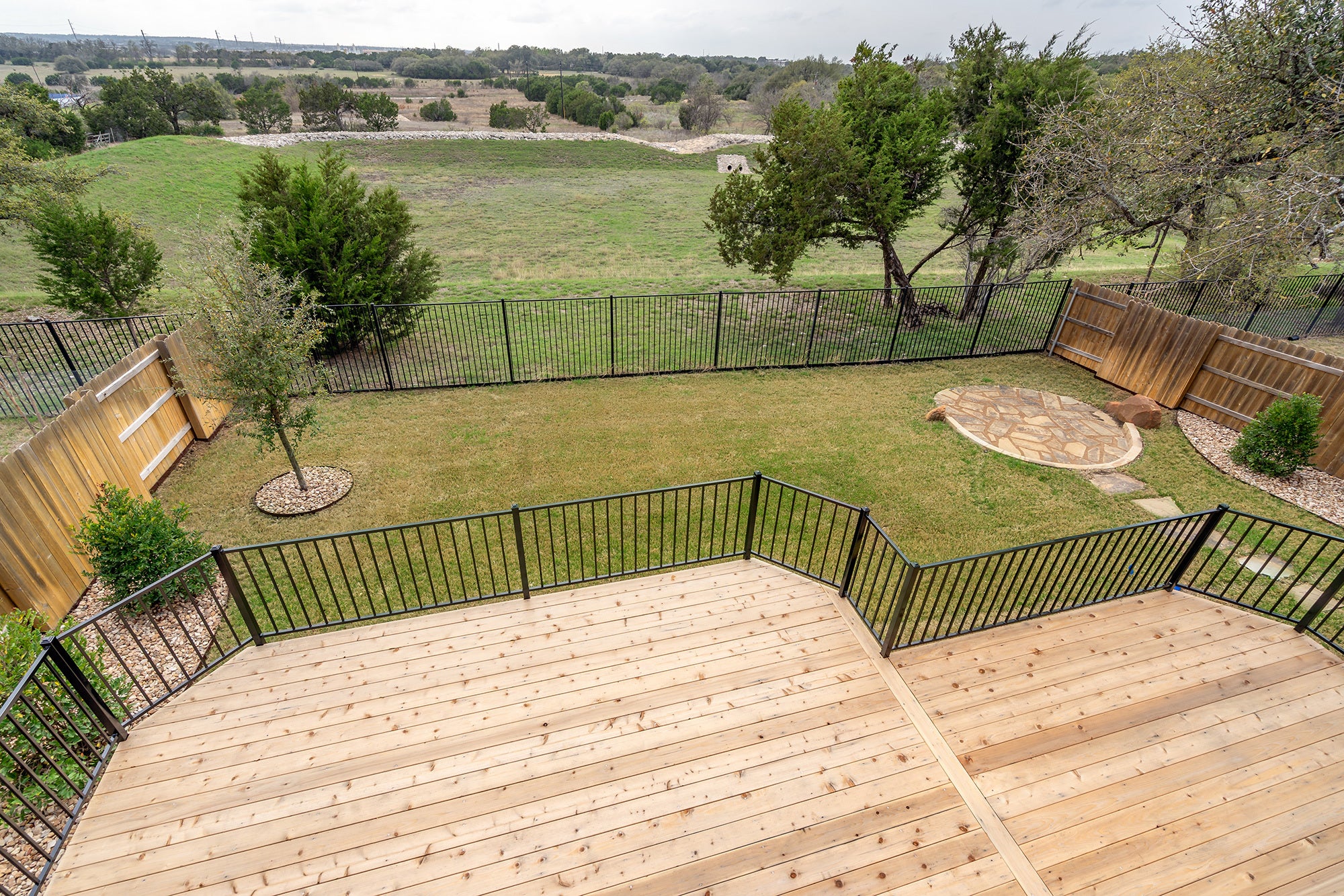 Photo of Listing #7602812