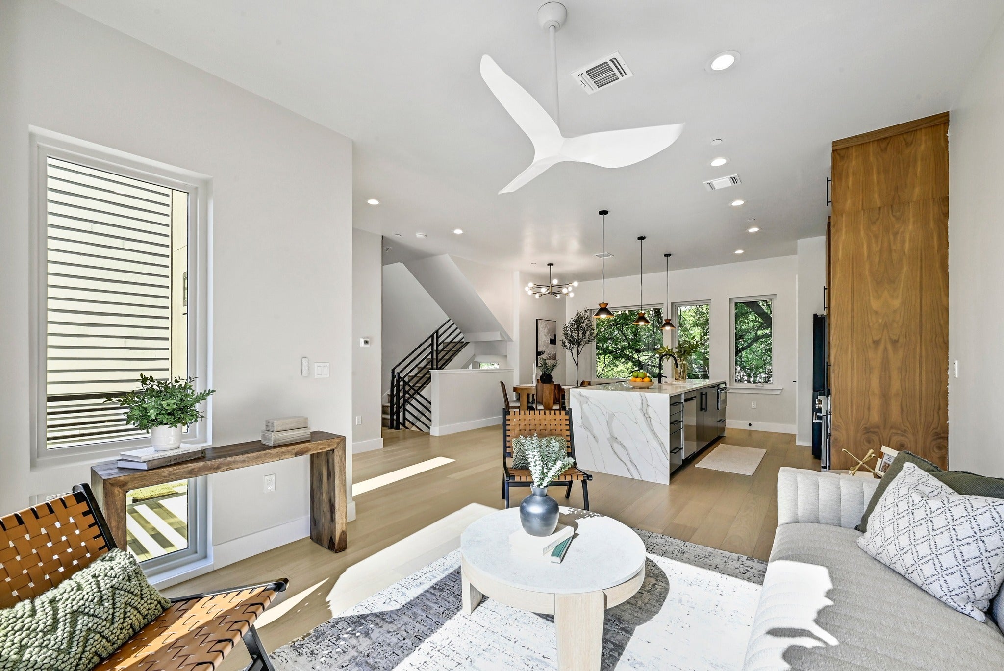 Photo of Listing #9211806